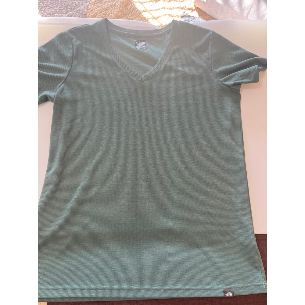 The North Face Womens Ribbed V Neck Short Sleeve T Shirt Green Size L